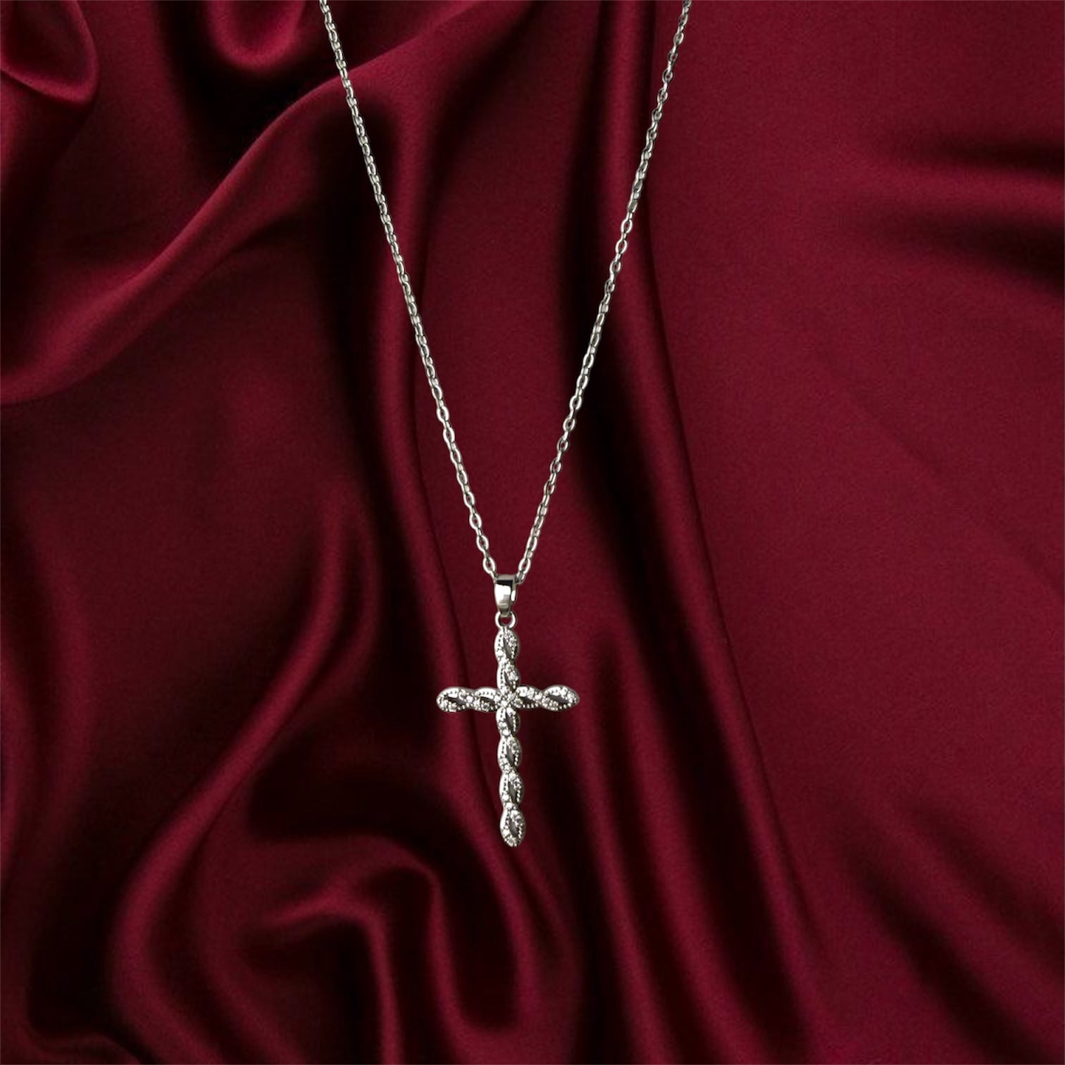 Collana Croce Intrecciata Silver