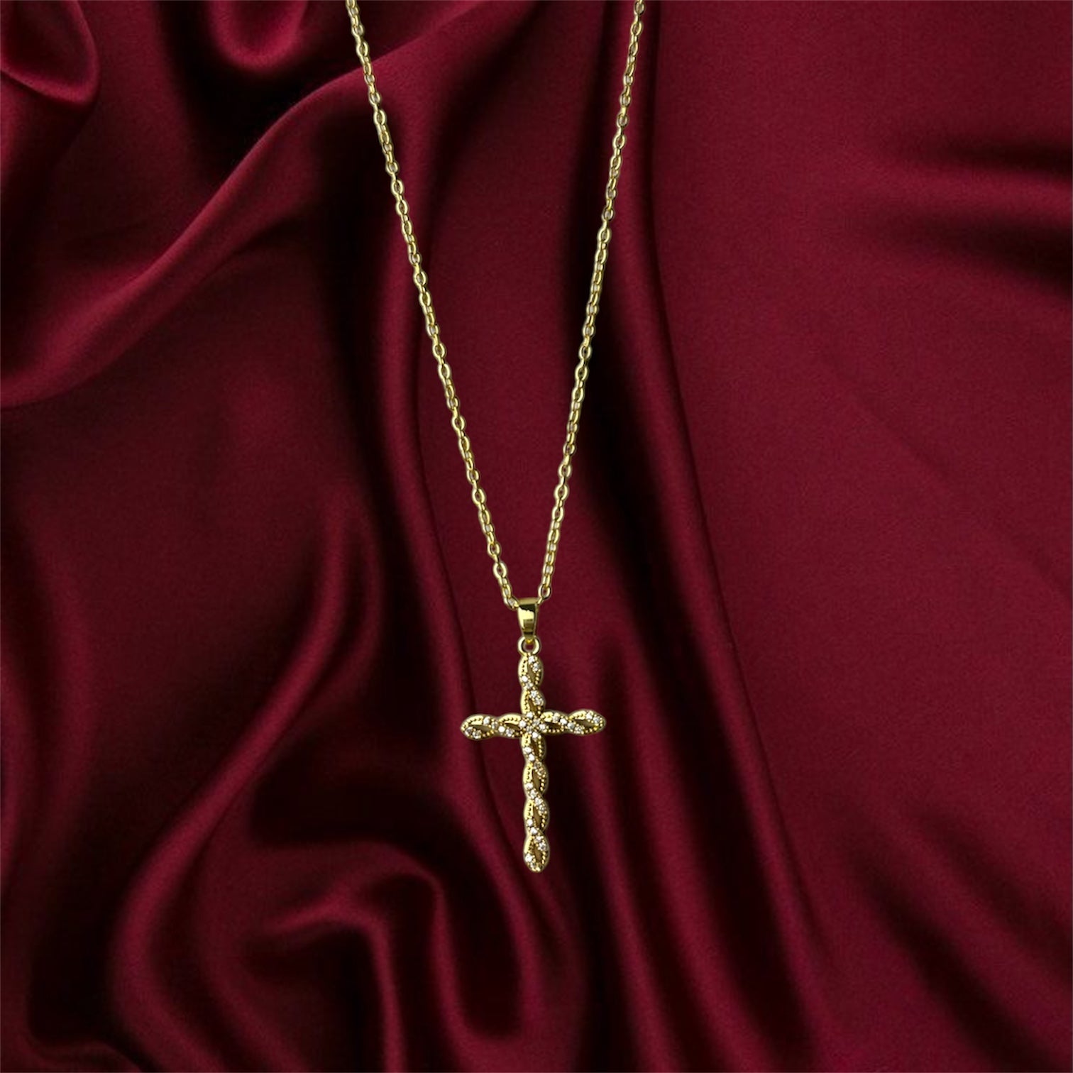 Collana Croce Intrecciata Gold